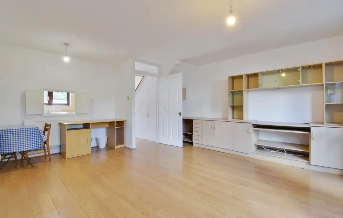 2 bedroom house to rent