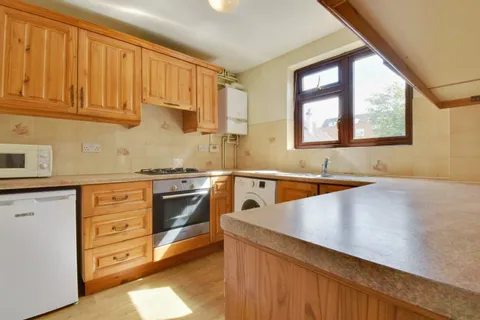 2 bedroom house to rent