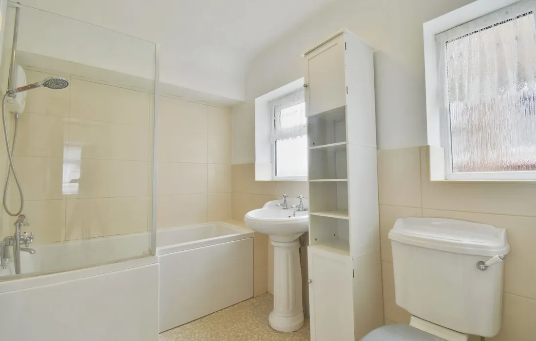 2 bedroom house to rent
