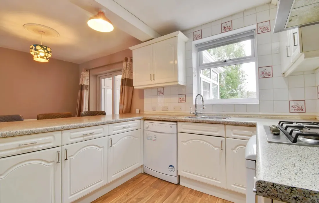2 bedroom house to rent