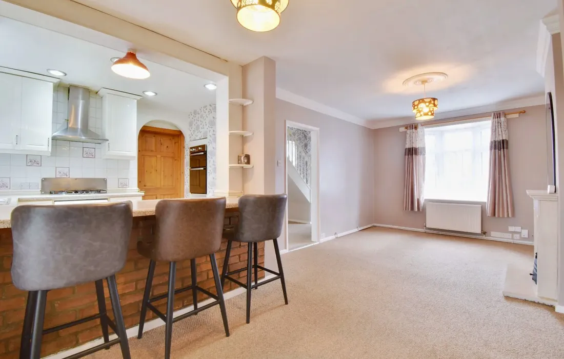 2 bedroom house to rent