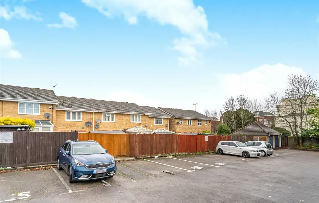 3 bedroom house for sale