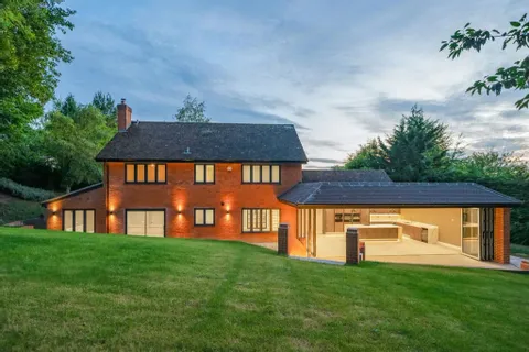 5 bedroom house for sale