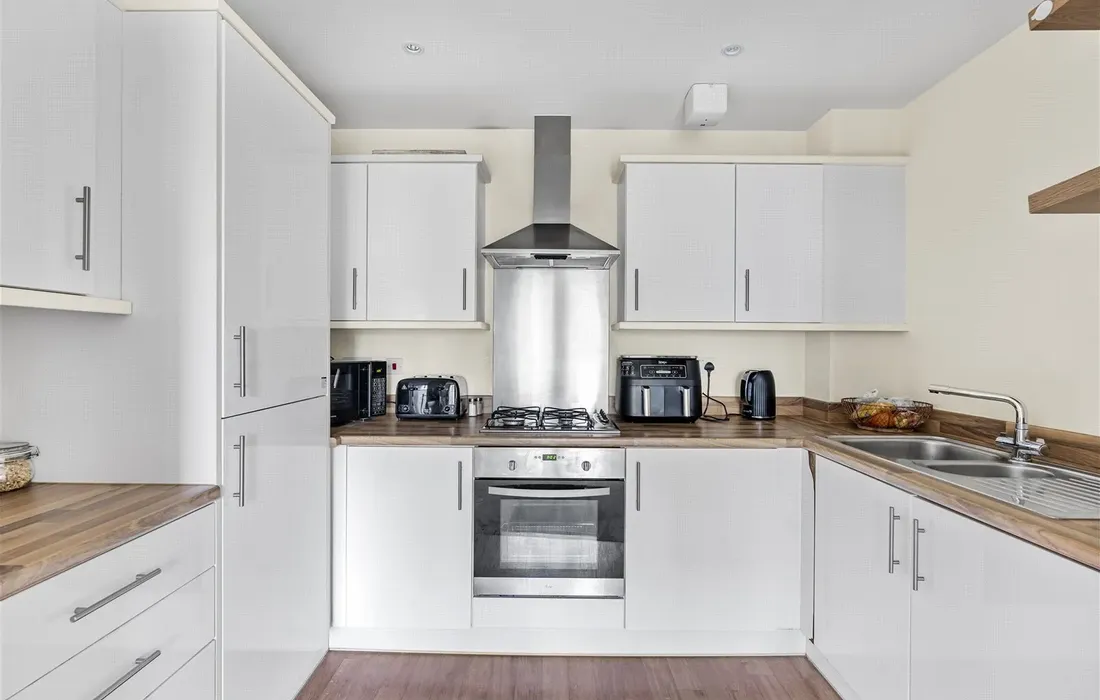 2 bedroom apartment for sale