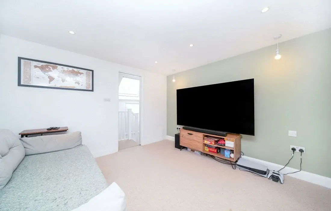 3 bedroom house for sale