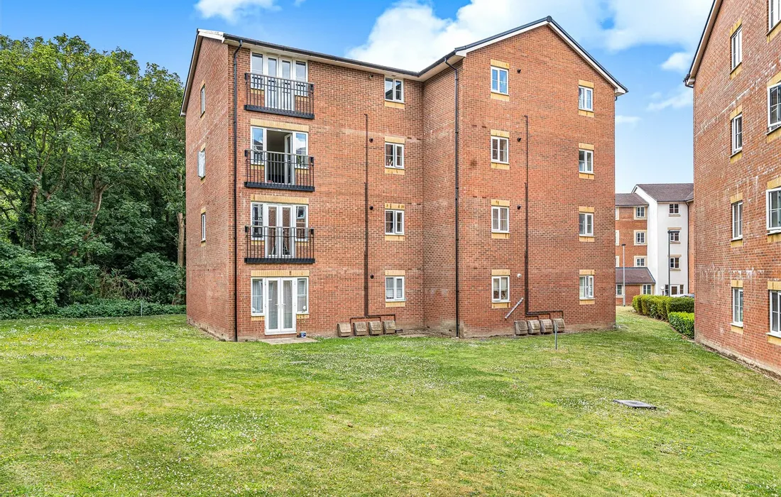 2 bedroom apartment for sale