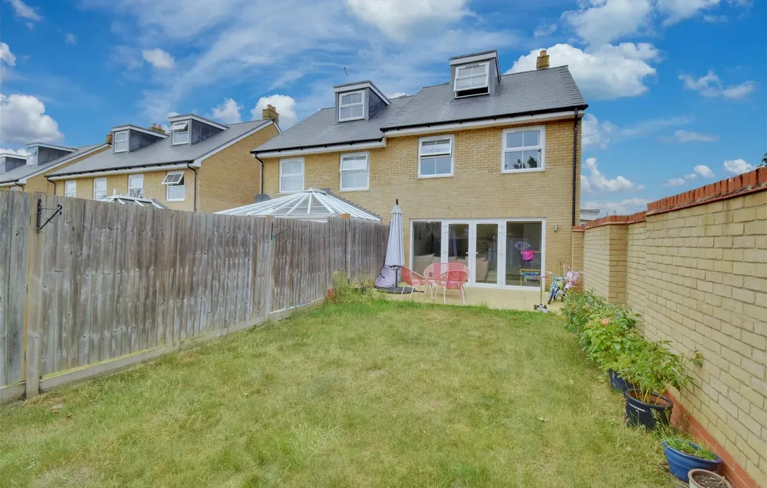3 bedroom house to rent