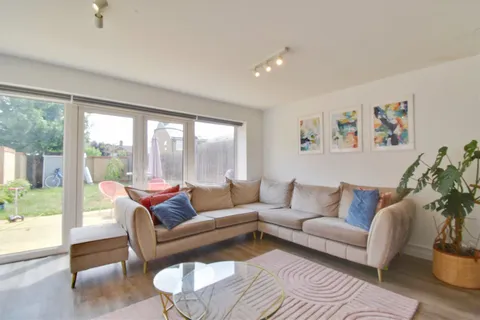 3 bedroom house to rent