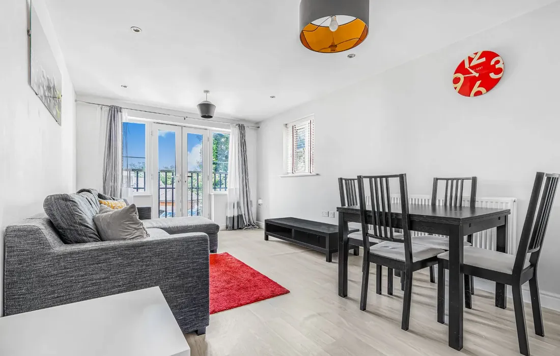 2 bedroom apartment to rent