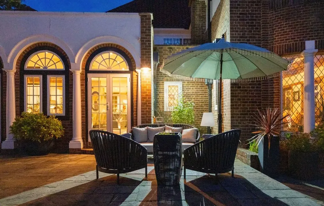 6 bedroom house for sale