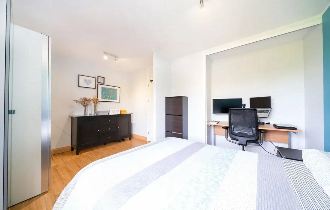 2 bedroom house for sale