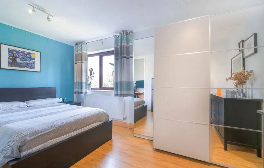 2 bedroom house for sale