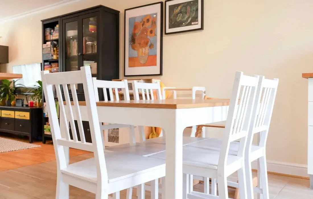 2 bedroom house for sale