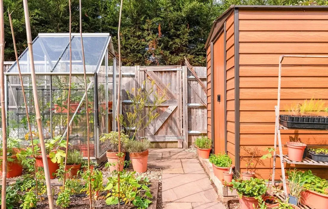 2 bedroom house for sale