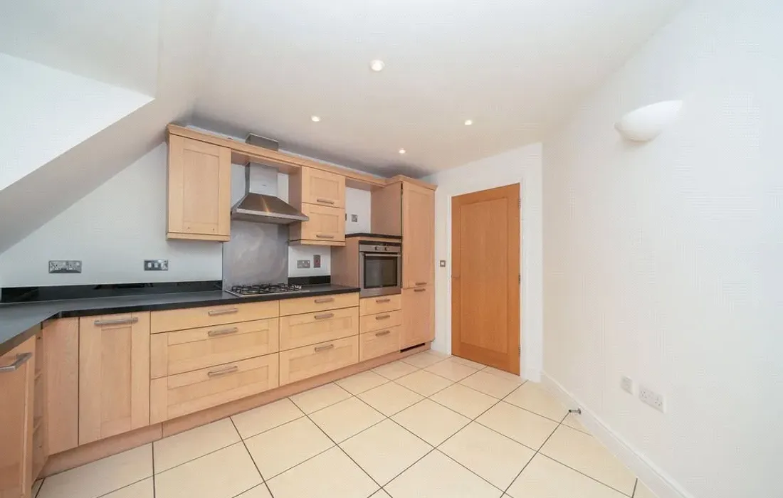 2 bedroom apartment to rent