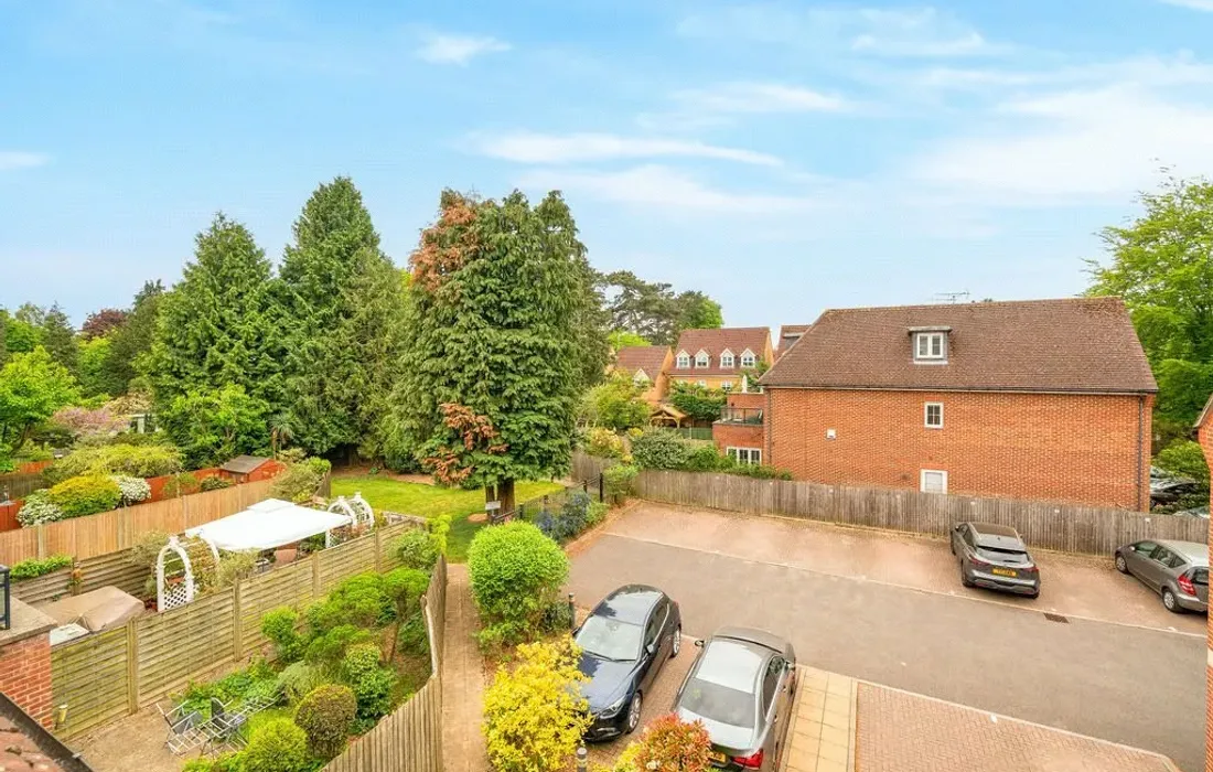 2 bedroom apartment to rent