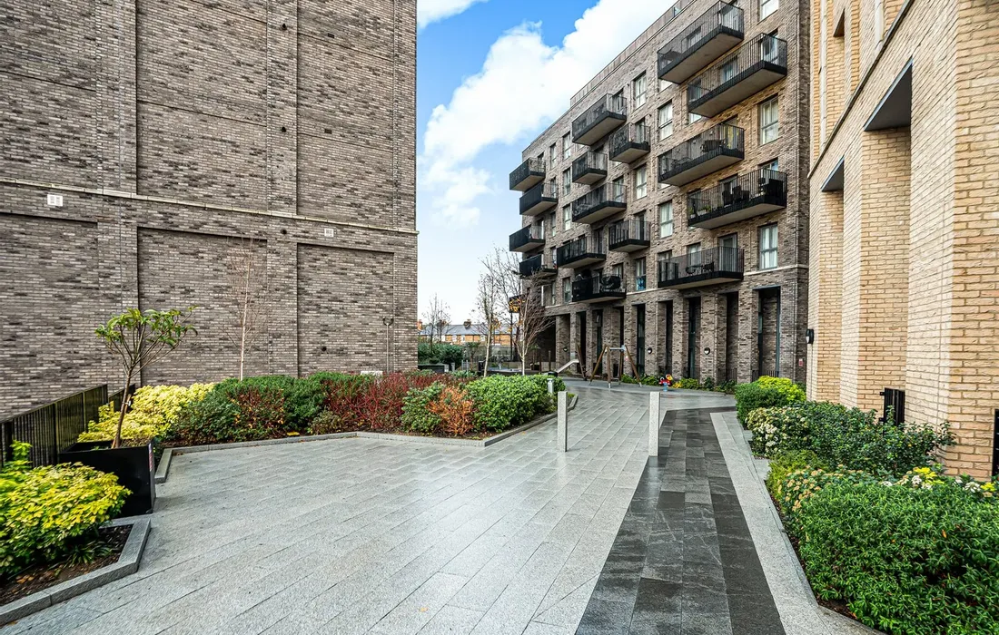 1 bedroom apartment for sale