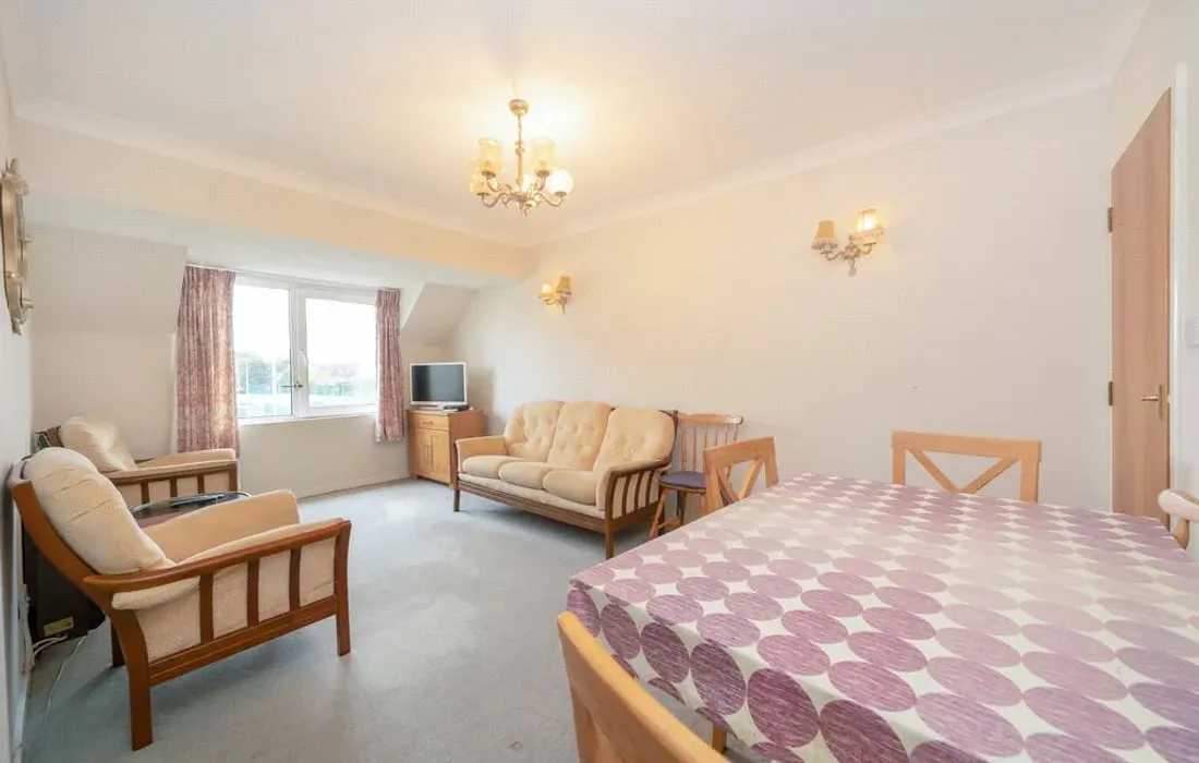 2 bedroom apartment for sale