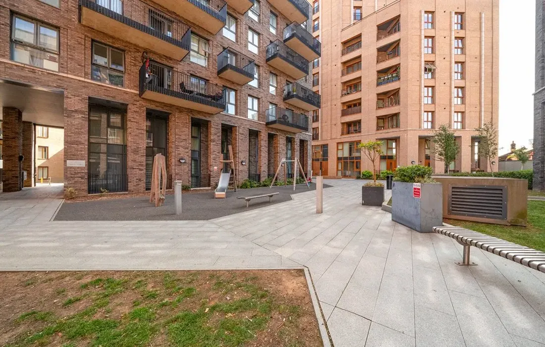 1 bedroom apartment for sale