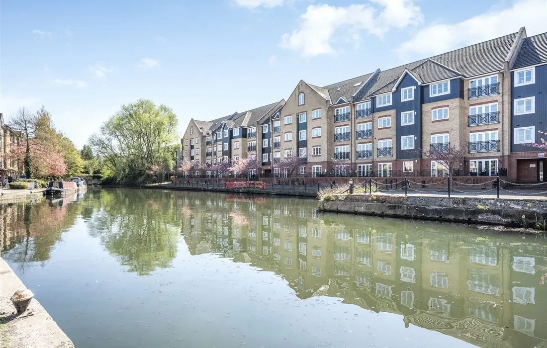 3 bedroom apartment to rent