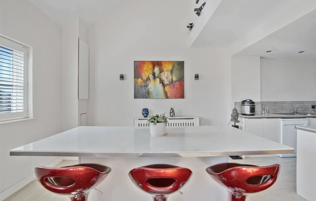 3 bedroom apartment to rent