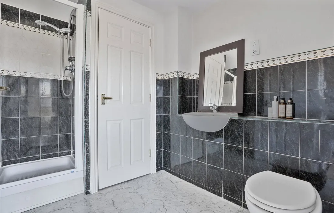 3 bedroom apartment to rent