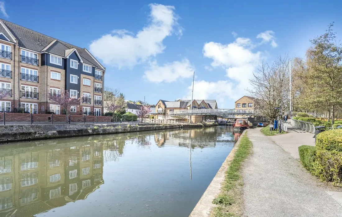 3 bedroom apartment to rent