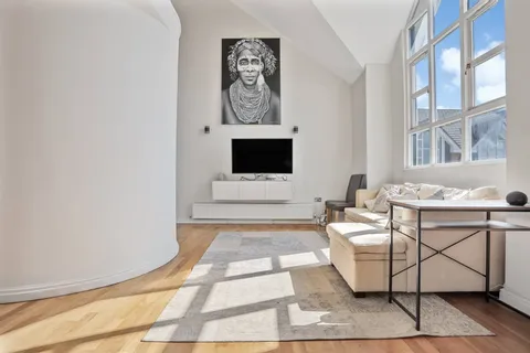 3 bedroom apartment to rent