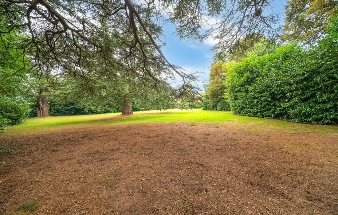 2 bedroom house for sale