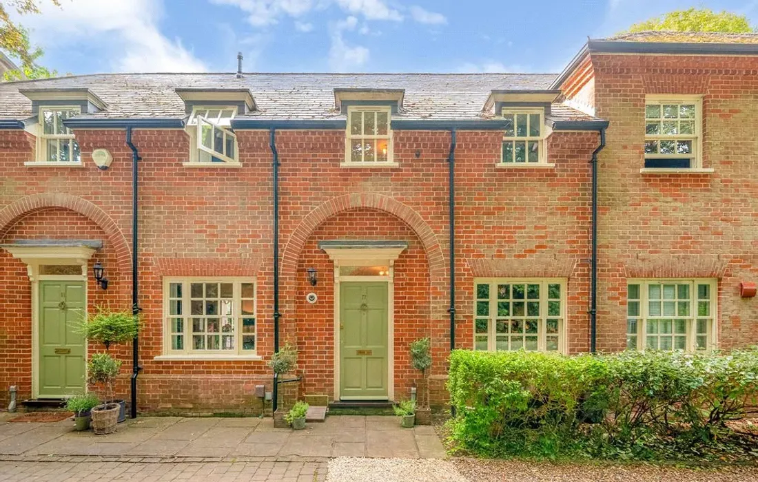 2 bedroom house for sale