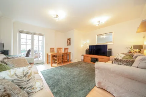 2 bedroom house for sale