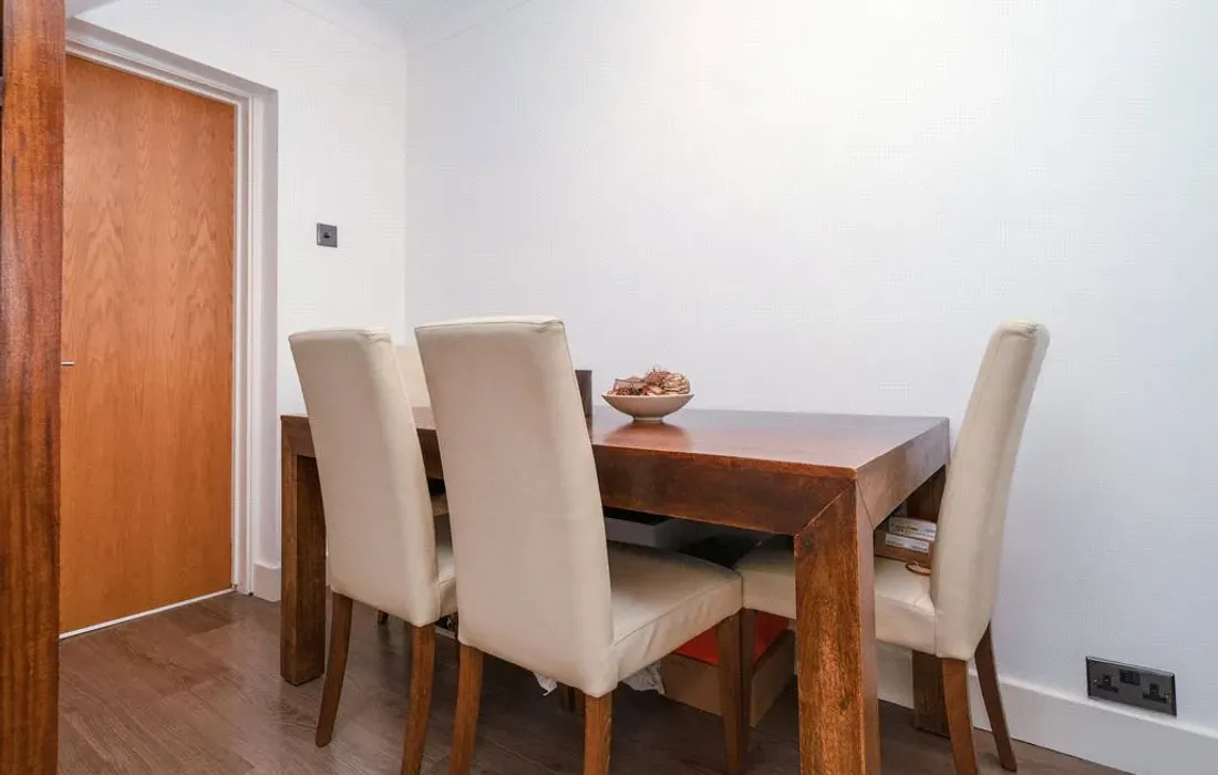 2 bedroom house for sale