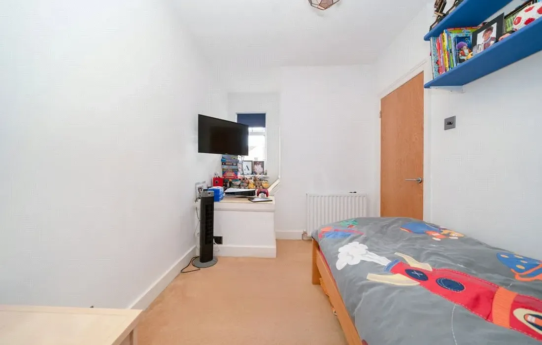 2 bedroom house for sale