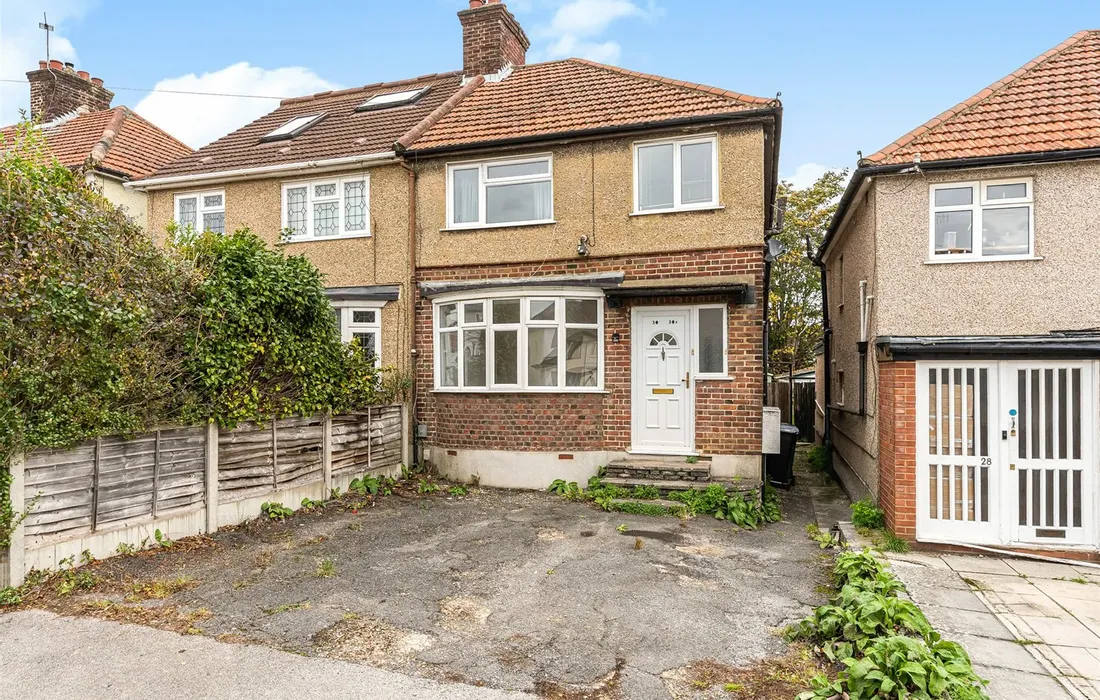 1 bedroom maisonette for sale