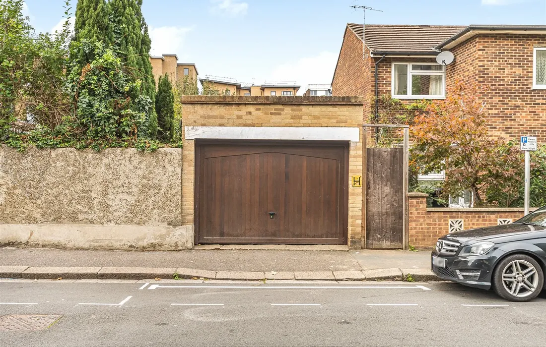 3 bedroom house for sale