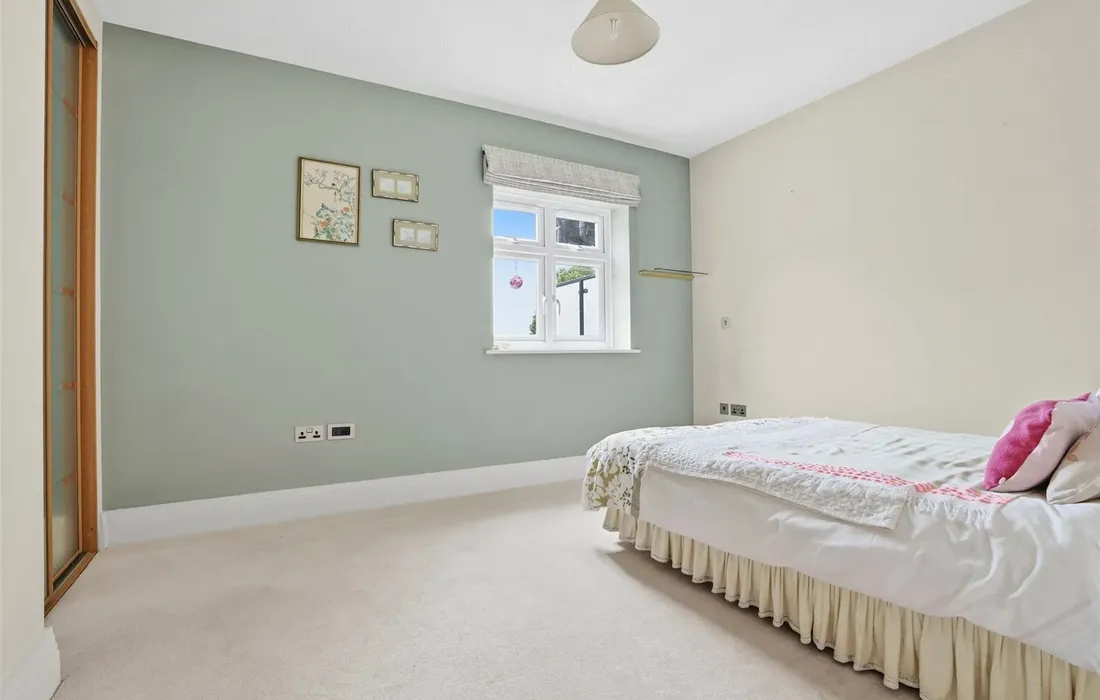 3 bedroom apartment for sale