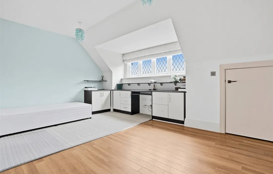 3 bedroom apartment for sale