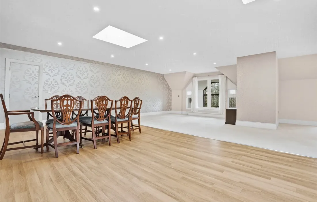 3 bedroom apartment for sale