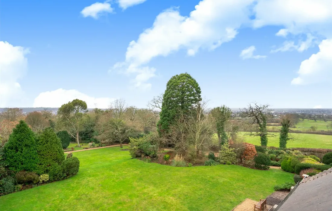 3 bedroom apartment for sale