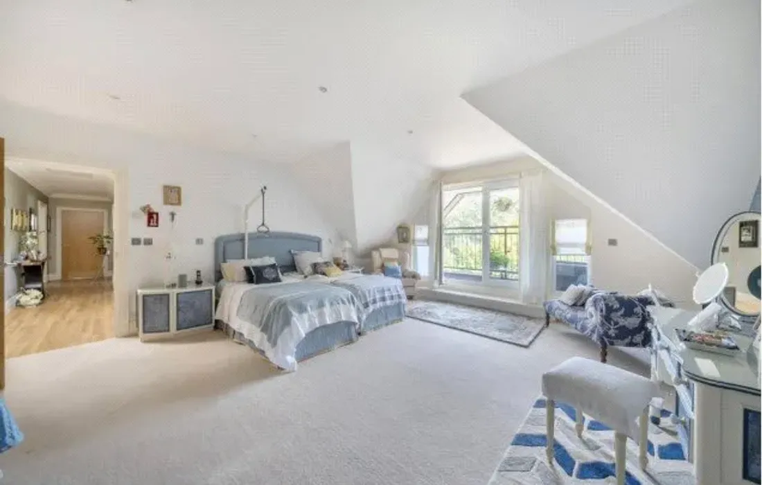 3 bedroom apartment for sale