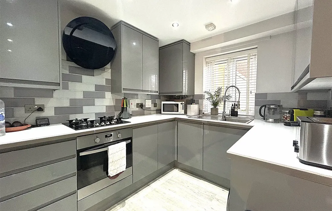 2 bedroom apartment for sale