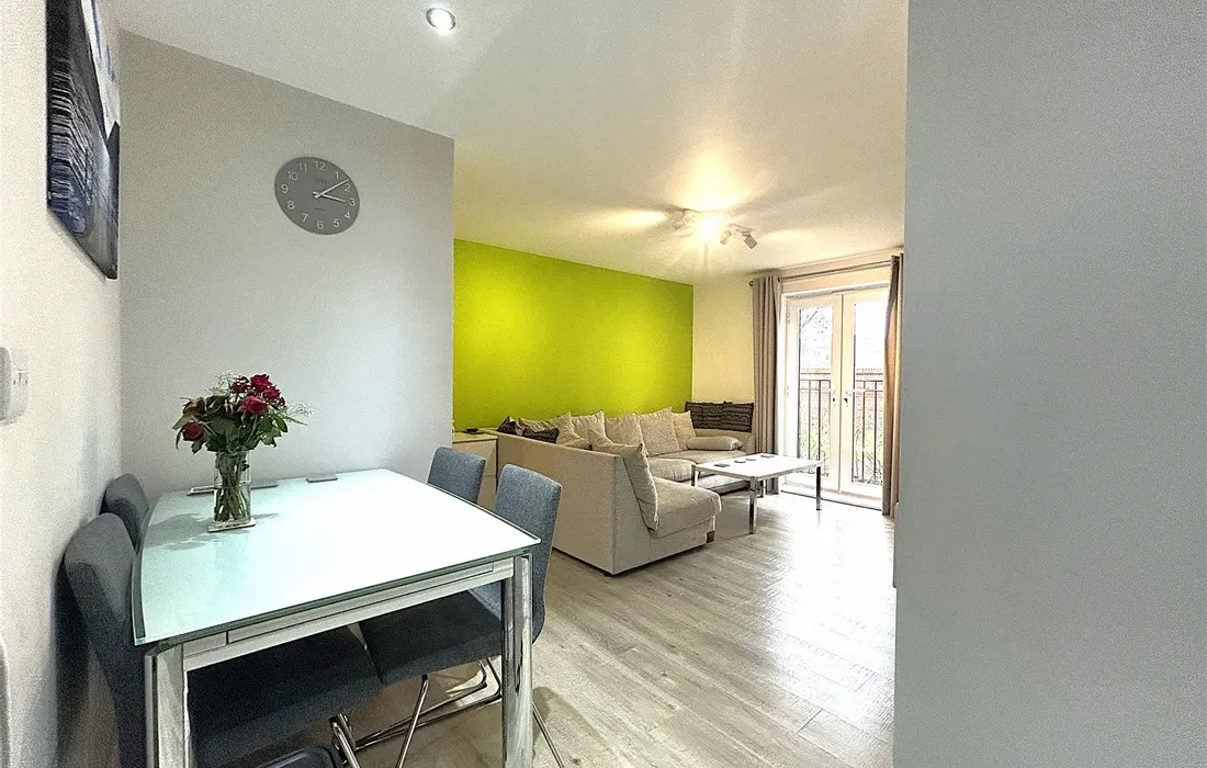 2 bedroom apartment for sale