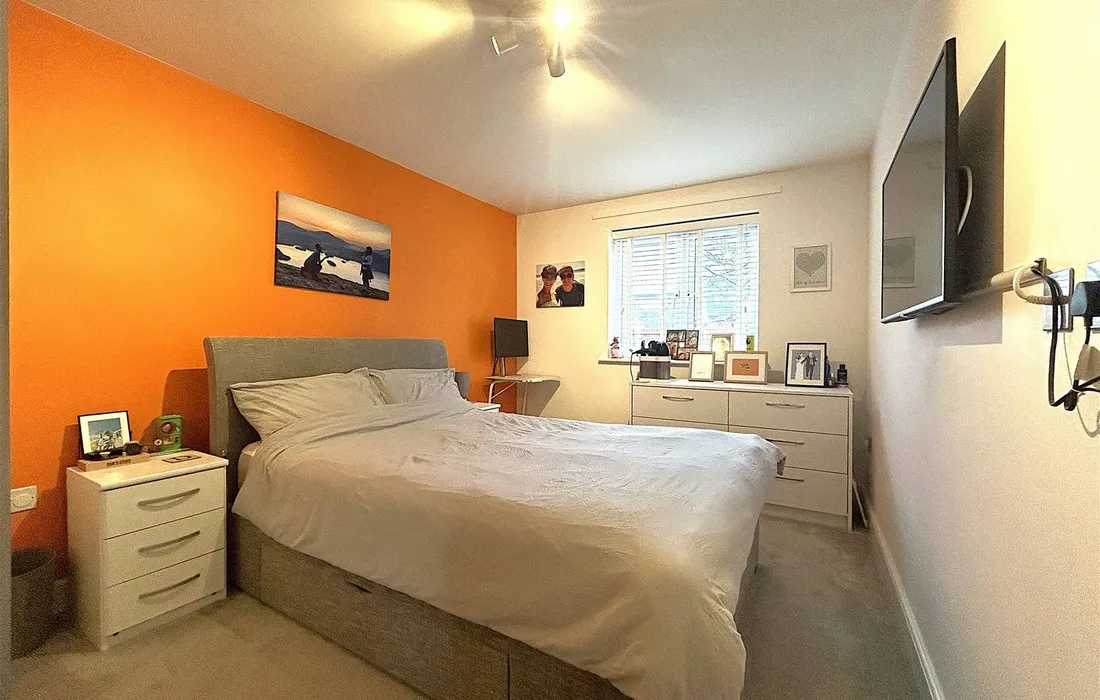 2 bedroom apartment for sale