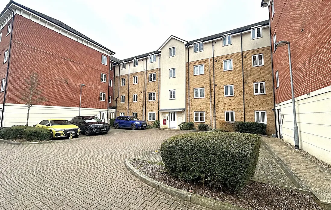 2 bedroom apartment for sale