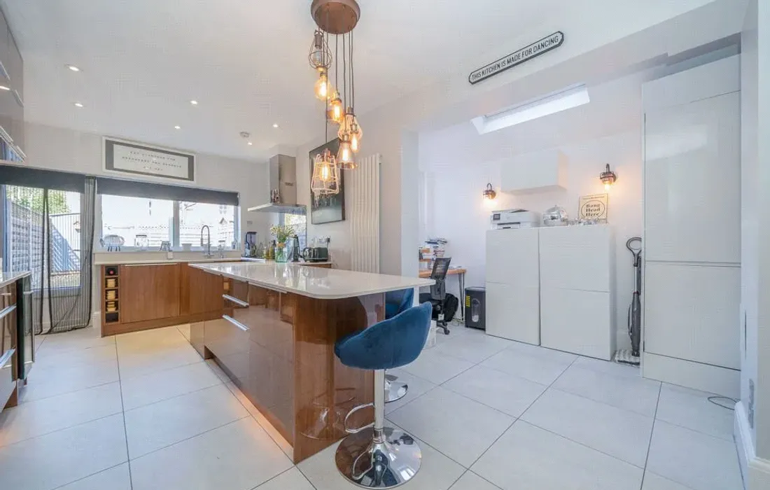 4 bedroom house for sale