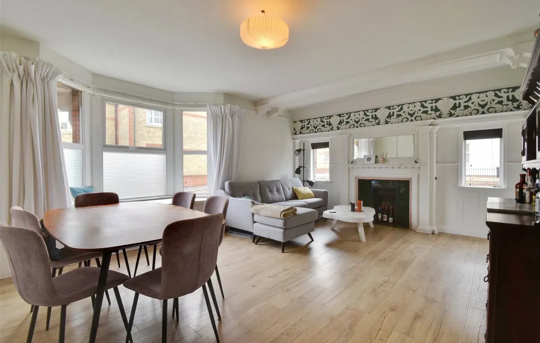 2 bedroom apartment for sale