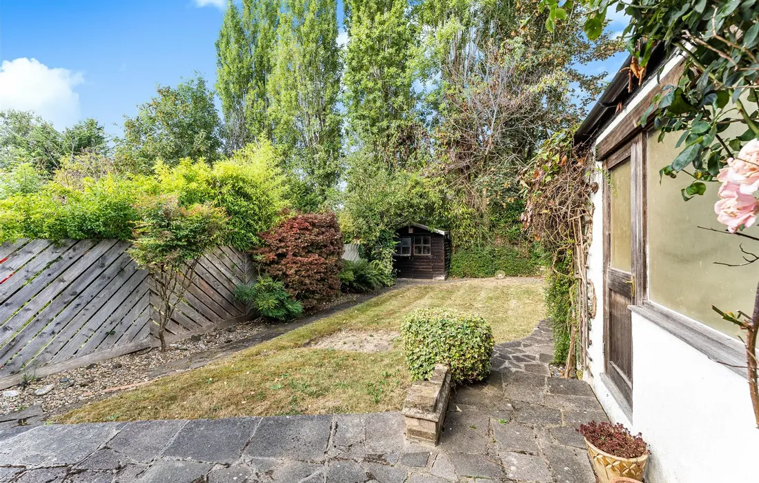 4 bedroom bungalow for sale