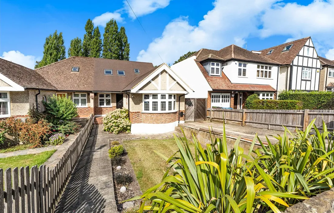 4 bedroom bungalow for sale