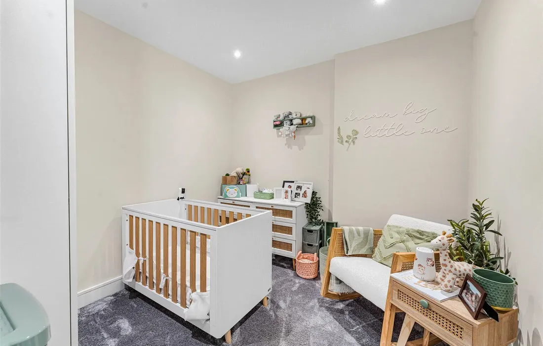 4 bedroom bungalow for sale