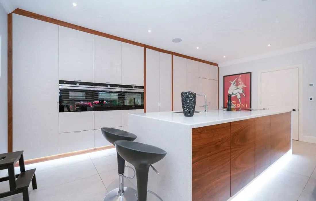 5 bedroom house for sale